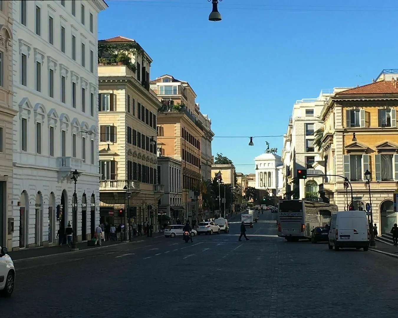Atypical Rooms Rome 2*,